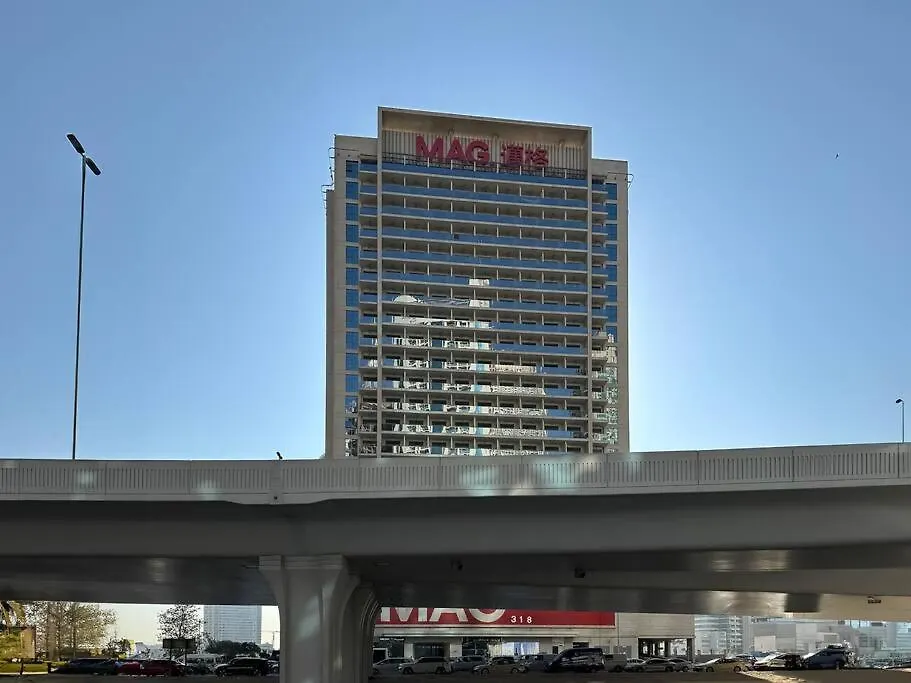 Sky High Comfort 1Br Plus Study With City And Canal Views Dubai