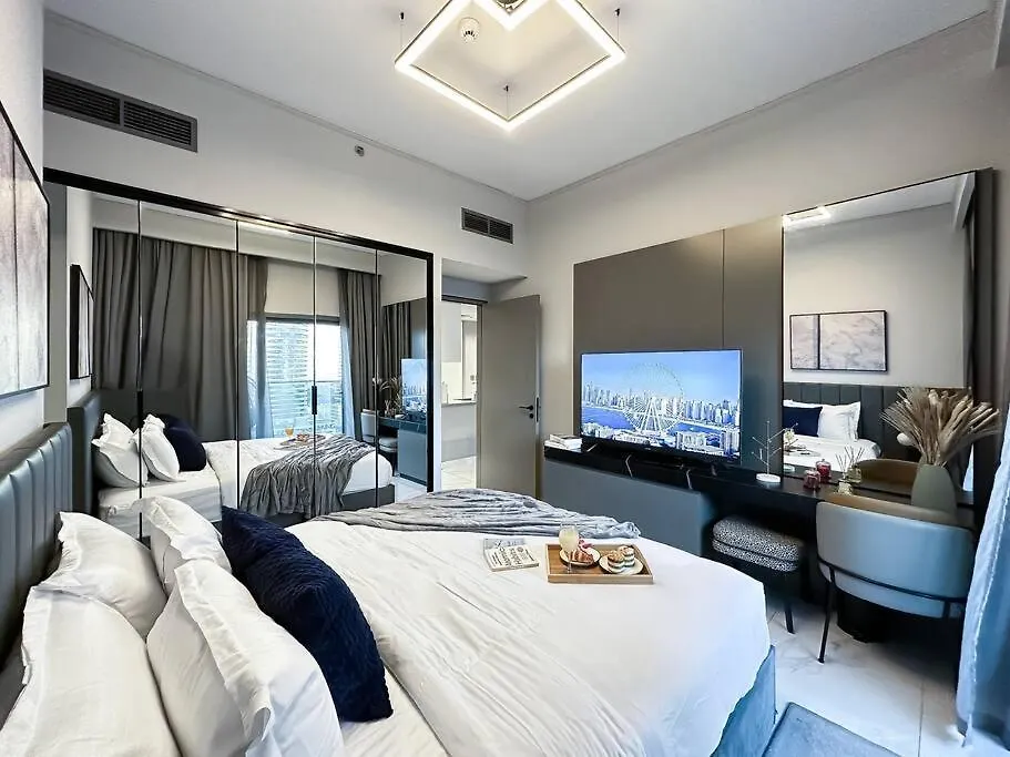 Sky High Comfort 1Br Plus Study With City And Canal Views Dubai United Arab Emirates